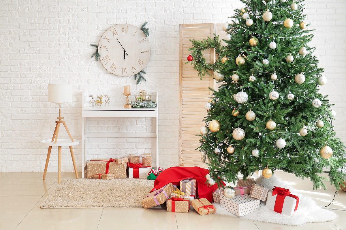 The Trend Of Lvt Wood Flooring Suggestions For Early 2024   Christmascover 